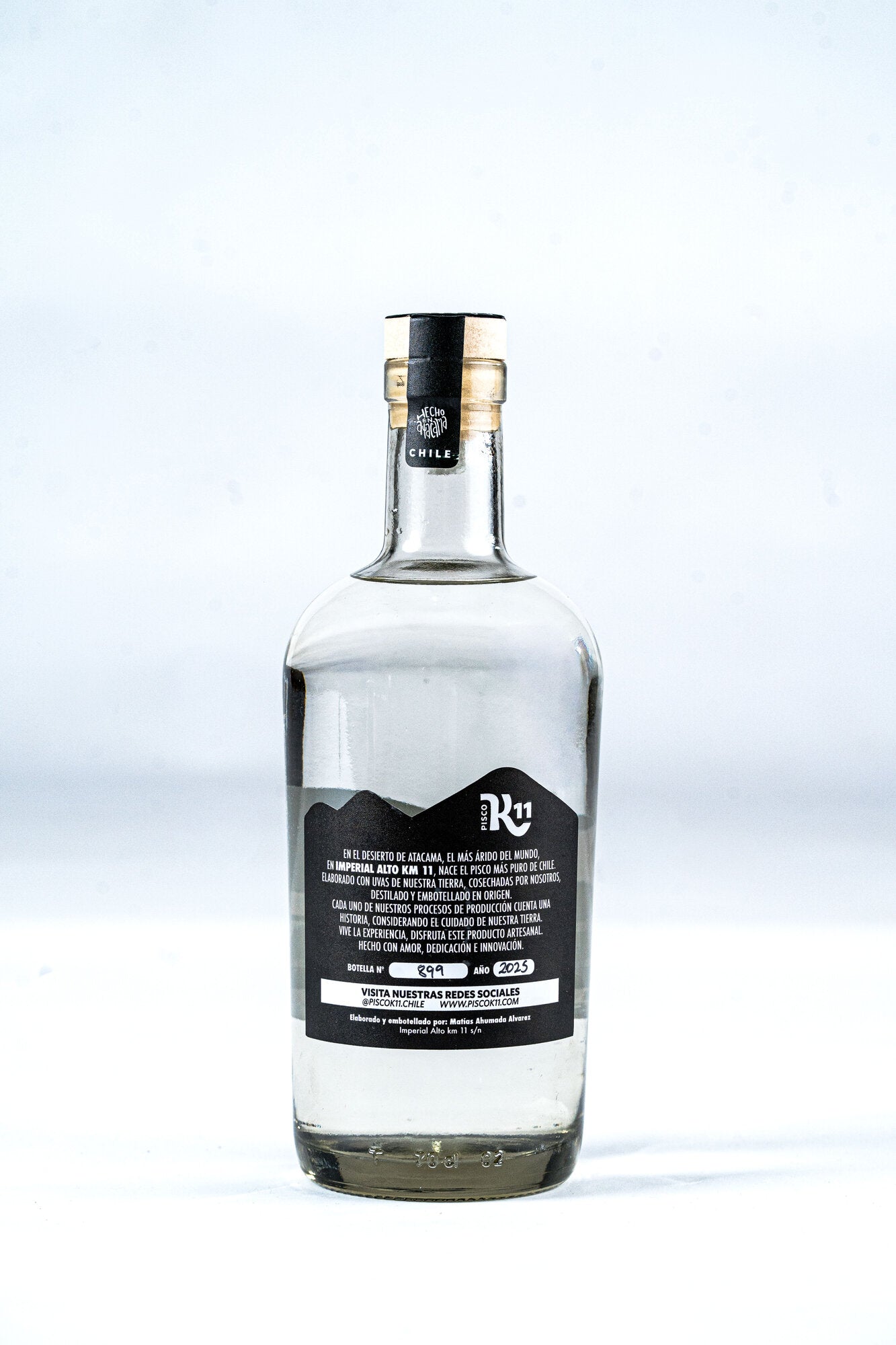 Contraetiqueta de Pisco K11 Moscatel de Alejandría, elaborado en Imperial Alto Km 11